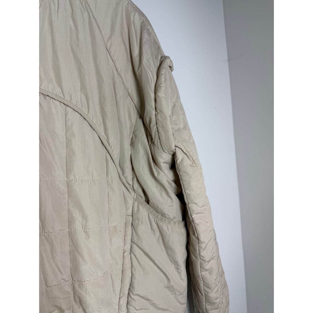 Free People Movement Priscilla Pullover in light beige quilted design Size M - Picture 3 of 8